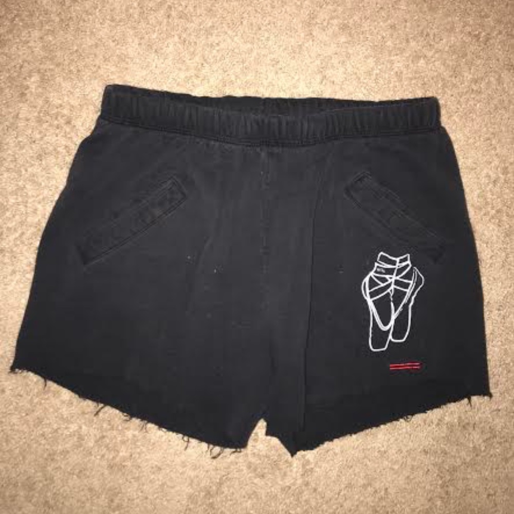 PEACE LOVE WORLD Shorts